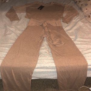 Fashion Nova 2 piece size L